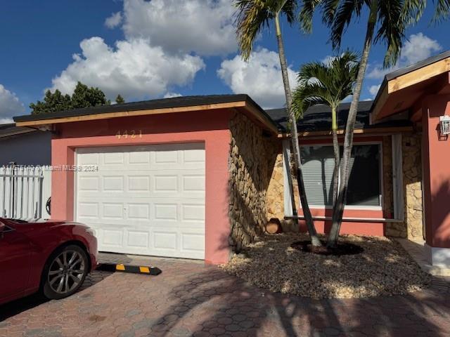 4421 SW 133rd Ave in Miami, FL - Building Photo