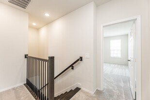 3418 Avondale Vw Dr in Houston, TX - Building Photo