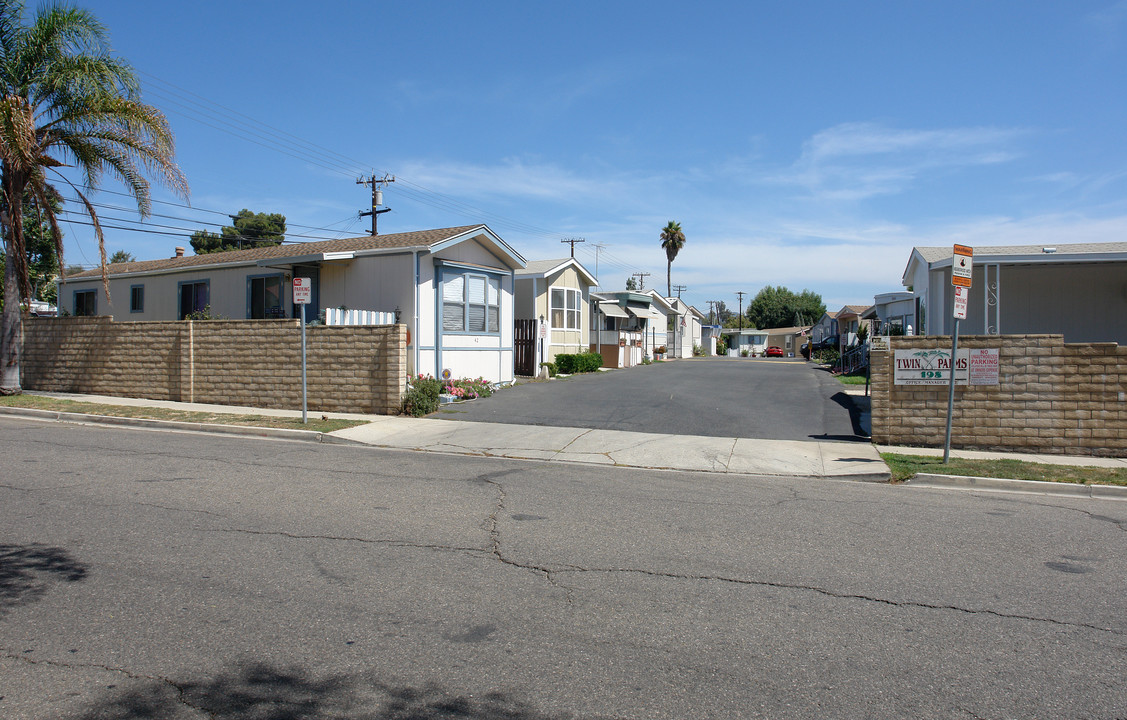 198 Skyline Dr in Thousand Oaks, CA - Building Photo