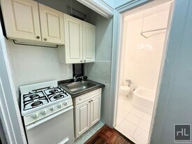 EAST 58 STREET in New York, NY - Building Photo