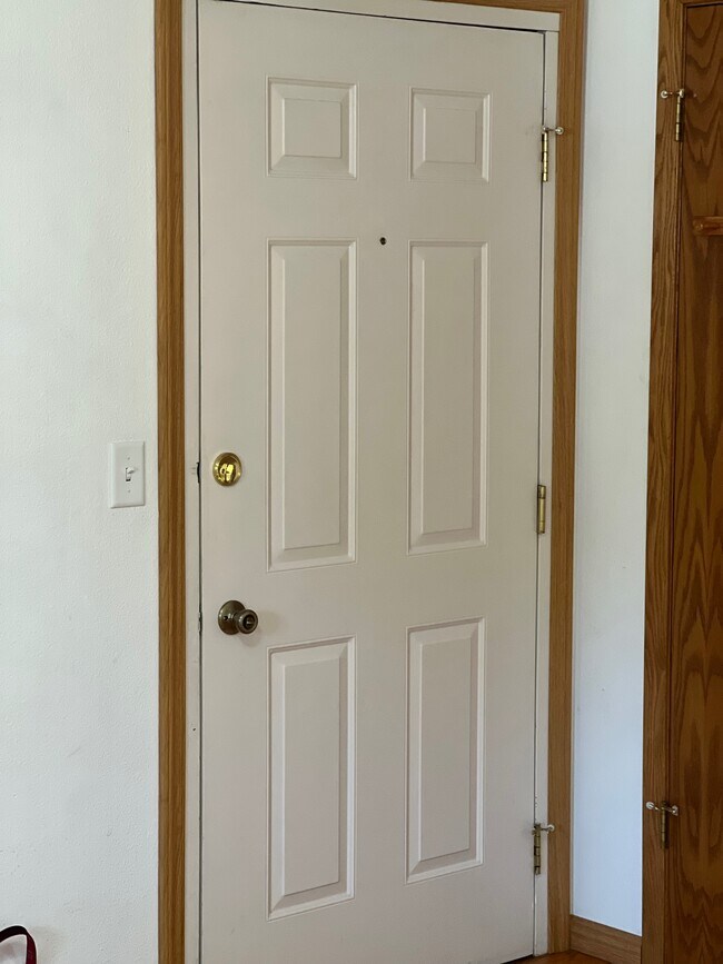 property at 2902 Shadow Creek Dr