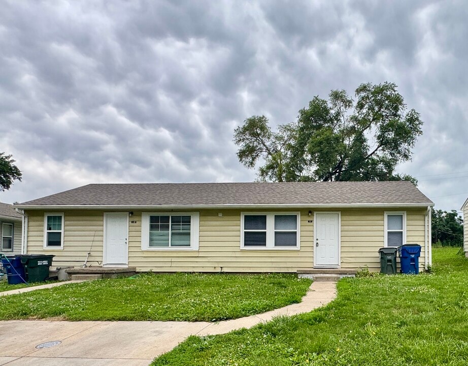 1521 W 22nd Terrace in Lawrence, KS - Building Photo