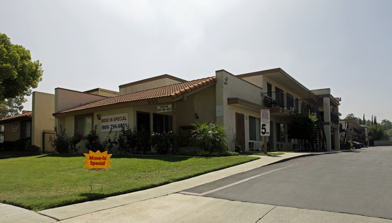 505 Wier Rd Apartments in San Bernardino, CA - Building Photo