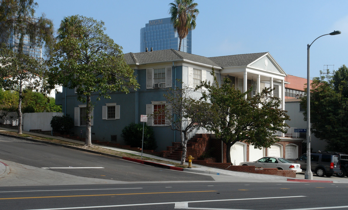 1700 S Beverly Glen Blvd in Los Angeles, CA - Building Photo