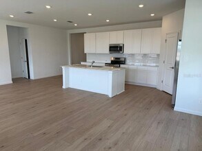 4371 Vibernum Ave in St. Cloud, FL - Building Photo - Building Photo