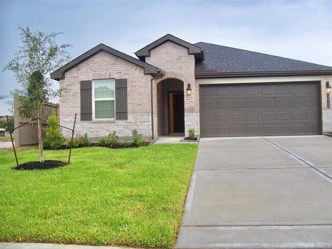 5015 Balcolm Dr in Fresno, TX - Building Photo - Building Photo