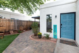 2113 Chelwood Park Blvd NE