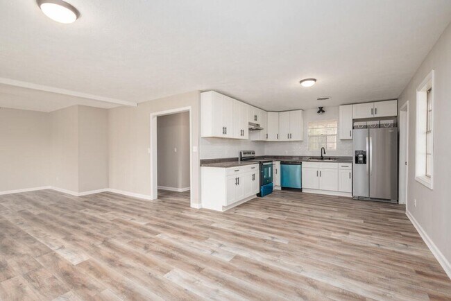 709 Ponderosa Dr in Starkville, MS - Building Photo - Building Photo