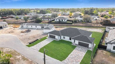 4989 Fairway Ct in Lehigh Acres, FL - Building Photo - Building Photo