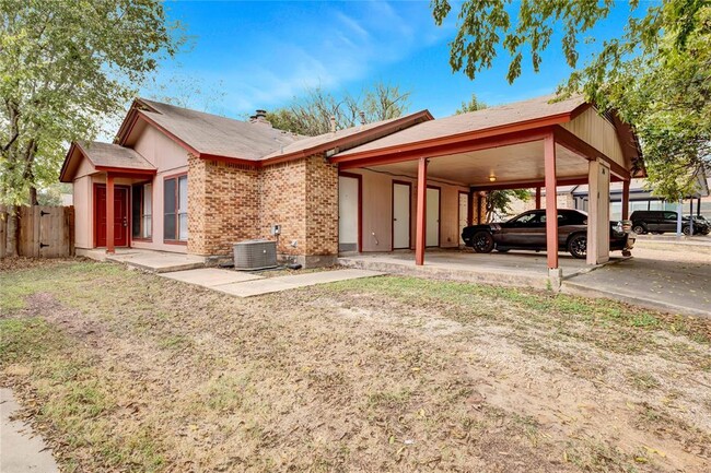 316 W William Cannon Dr in Austin, TX - Building Photo - Building Photo