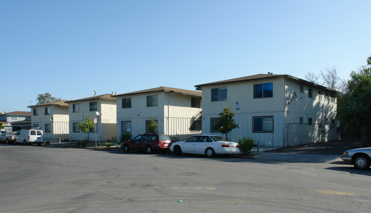 1828-1848 Rock Spring Dr in San Jose, CA - Building Photo