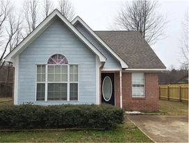 123 Willow Creek Rd in Saltillo, MS - Building Photo