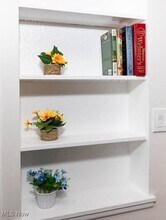 4029 Stonehaven Rd in South Euclid, OH - Building Photo - Building Photo