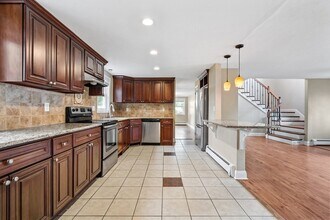 31 Wethersfield Rd in Natick, MA - Building Photo - Building Photo