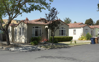 1926-1936 Ferry St Apartments