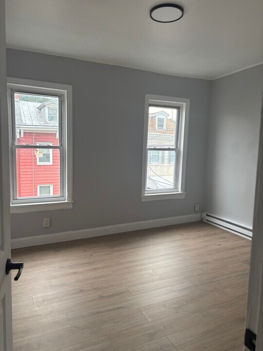 1724 Cotton St in Reading, PA - Foto de edificio