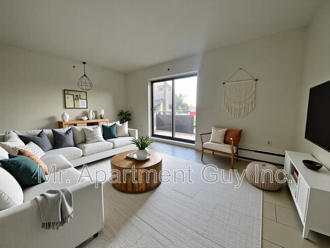 property at 37 Wellington St S