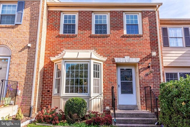 property at 9911 Whitewater Dr