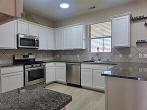 28137 Aspen Horizon Dr in The Woodlands, TX - Building Photo - Building Photo