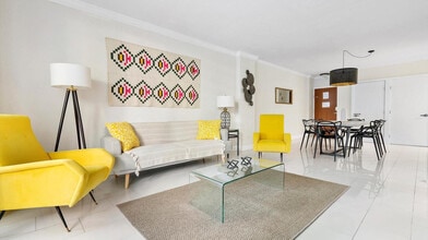 3801 S Ocean Dr in Hollywood, FL - Building Photo - Building Photo