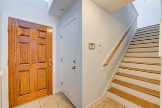 650 Westcross St in Houston, TX - Building Photo - Building Photo