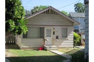 2310 19th St in Bakersfield, CA - Building Photo - Building Photo