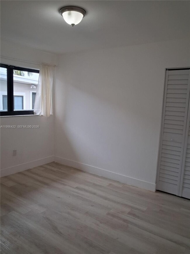 5796 SW 5th St in Miami, FL - Building Photo - Building Photo