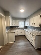 447 McGill St in Martin, TN - Building Photo - Building Photo