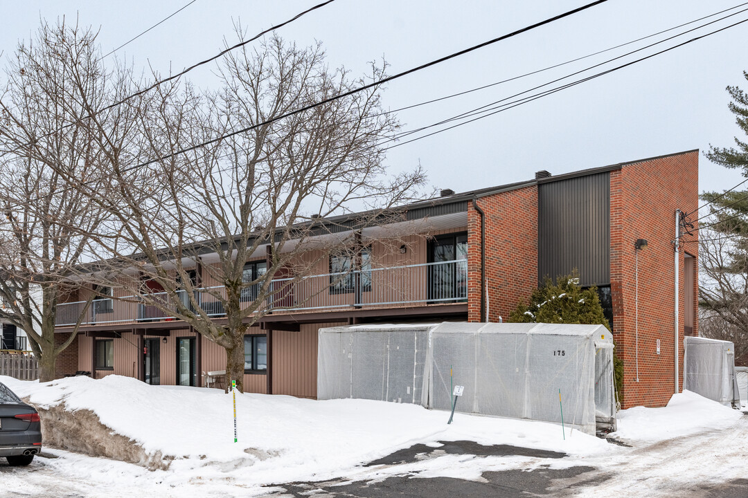 175 De L'anse St in Lévis, QC - Building Photo