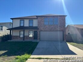 8030 Chestnut Barr Dr in Converse, TX - Building Photo