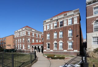 Asylum Gardens in Hartford, CT - Building Photo - Building Photo