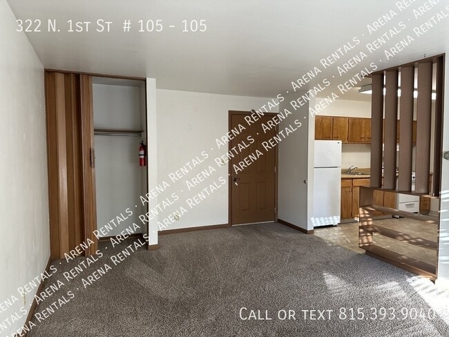 322 N 1st St-Unit -105 in Rockford, IL - Building Photo - Building Photo
