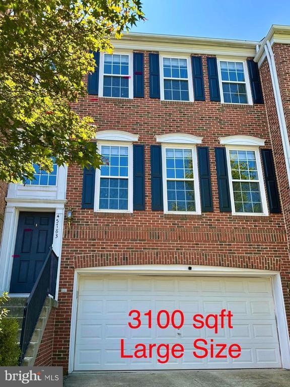 property at 45783 Mountain Pine Square