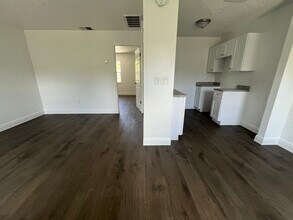 2621 Kelly Ln in Lakeland, FL - Building Photo - Building Photo