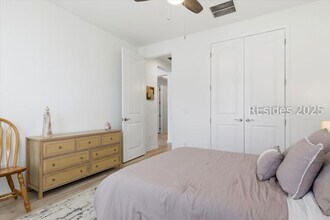 855 Weekend Ave in Hardeeville, SC - Foto de edificio - Building Photo