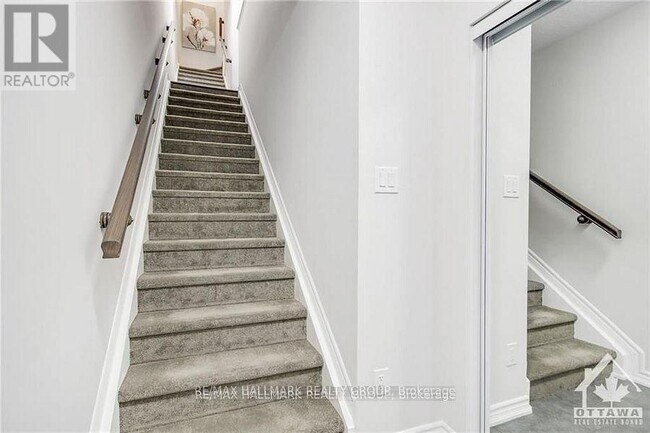 298 Zenith Private in Ottawa, ON - Building Photo - Building Photo