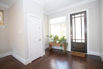 8804 Narrow Leaf St in Houston, TX - Building Photo - Building Photo