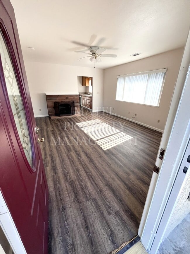 310 Davis St in Modesto, CA - Building Photo - Building Photo