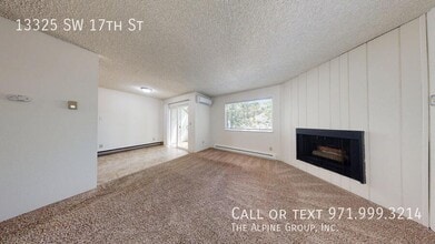 13325 SW 17th St in Beaverton, OR - Building Photo - Building Photo