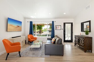 2115 N Cardillo Ave in Palm Springs, CA - Building Photo - Building Photo