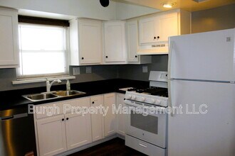 5114 Lotus Wy in Pittsburgh, PA - Building Photo - Building Photo