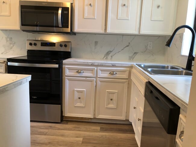 1471 Rainier Court, Unit 3 in Fircrest, WA - Building Photo - Building Photo