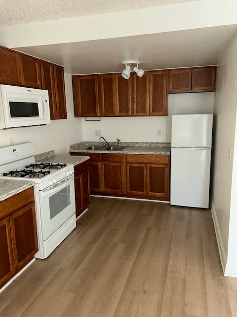 855 Buena Vista St in Ventura, CA - Building Photo