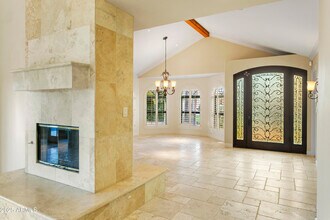 7954 E Clinton St in Scottsdale, AZ - Foto de edificio - Building Photo