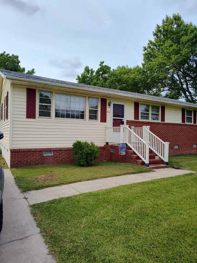 property at 306 Glancy St