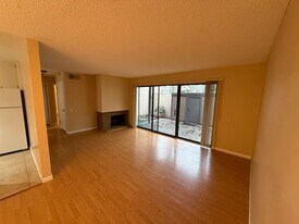 658 I St in Sacramento, CA - Building Photo