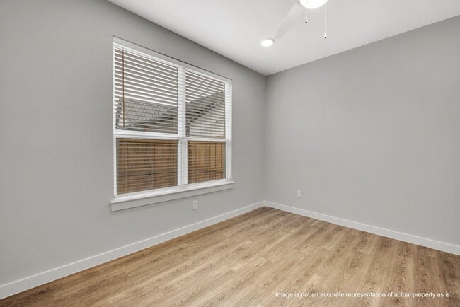 property at 10135 Conover Cmns Cir