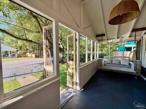 3006 E Gonzalez St in Pensacola, FL - Building Photo - Building Photo