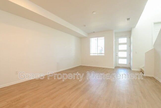 9681 Truckee St in Commerce City, CO - Building Photo - Building Photo