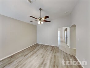 12008 W Rosewood Dr in El Mirage, AZ - Building Photo - Building Photo